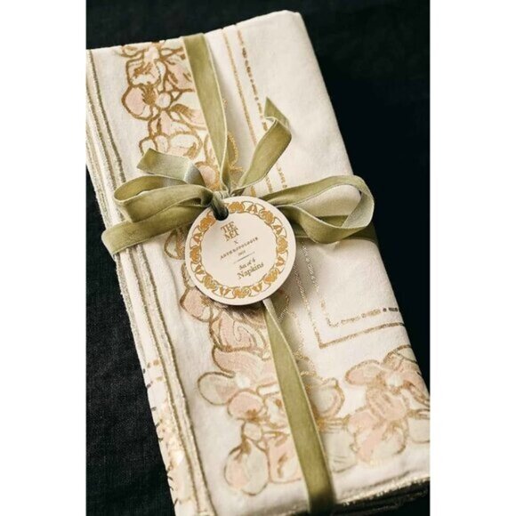 Anthropologie Other - BNWT Anthropologie napkins, set of 4 (2 sets available), Perfect for Christmas!